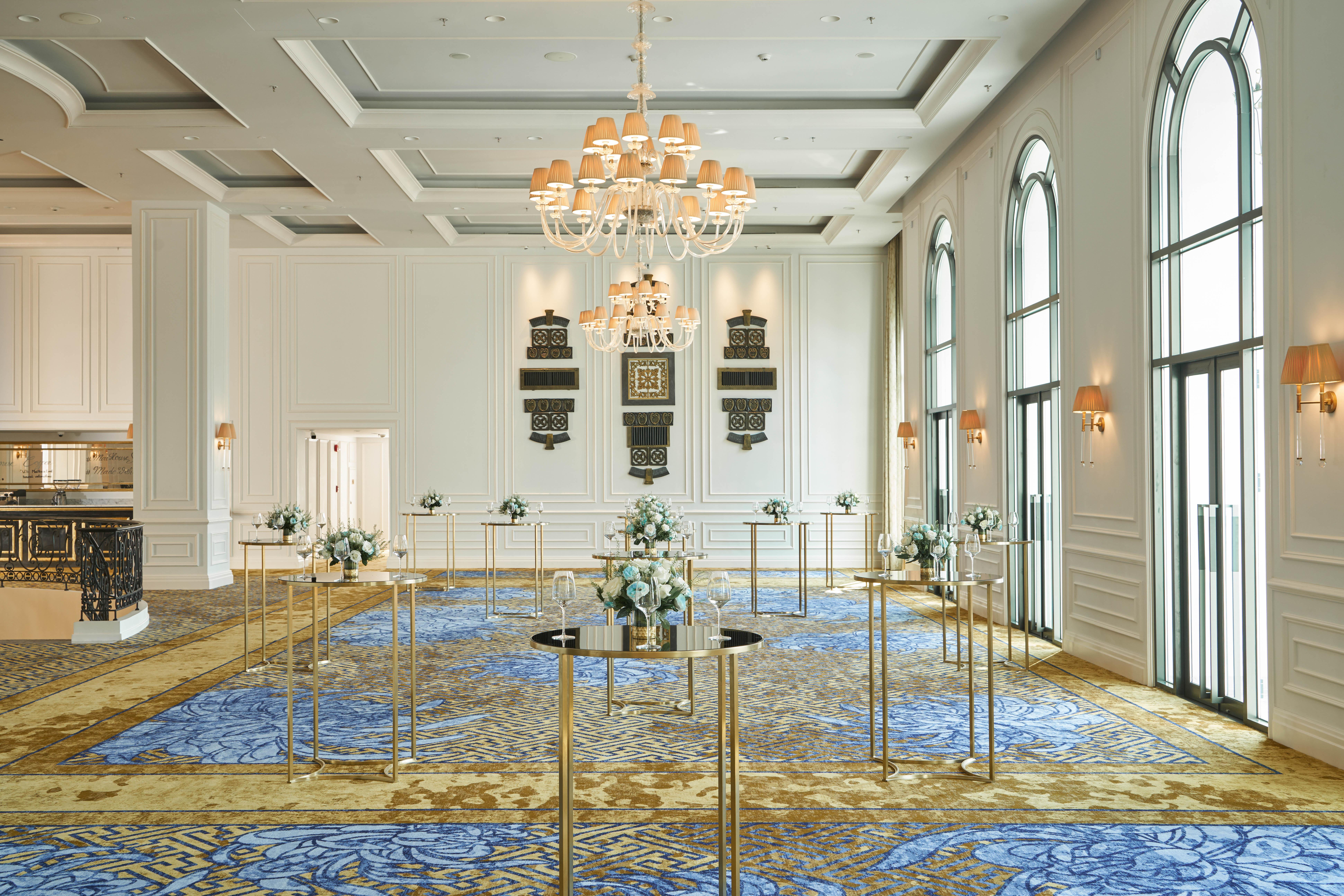 Mai House Saigon Hotel Thành Pho Ho Chí Minh Esterno foto The interior of the ballroom