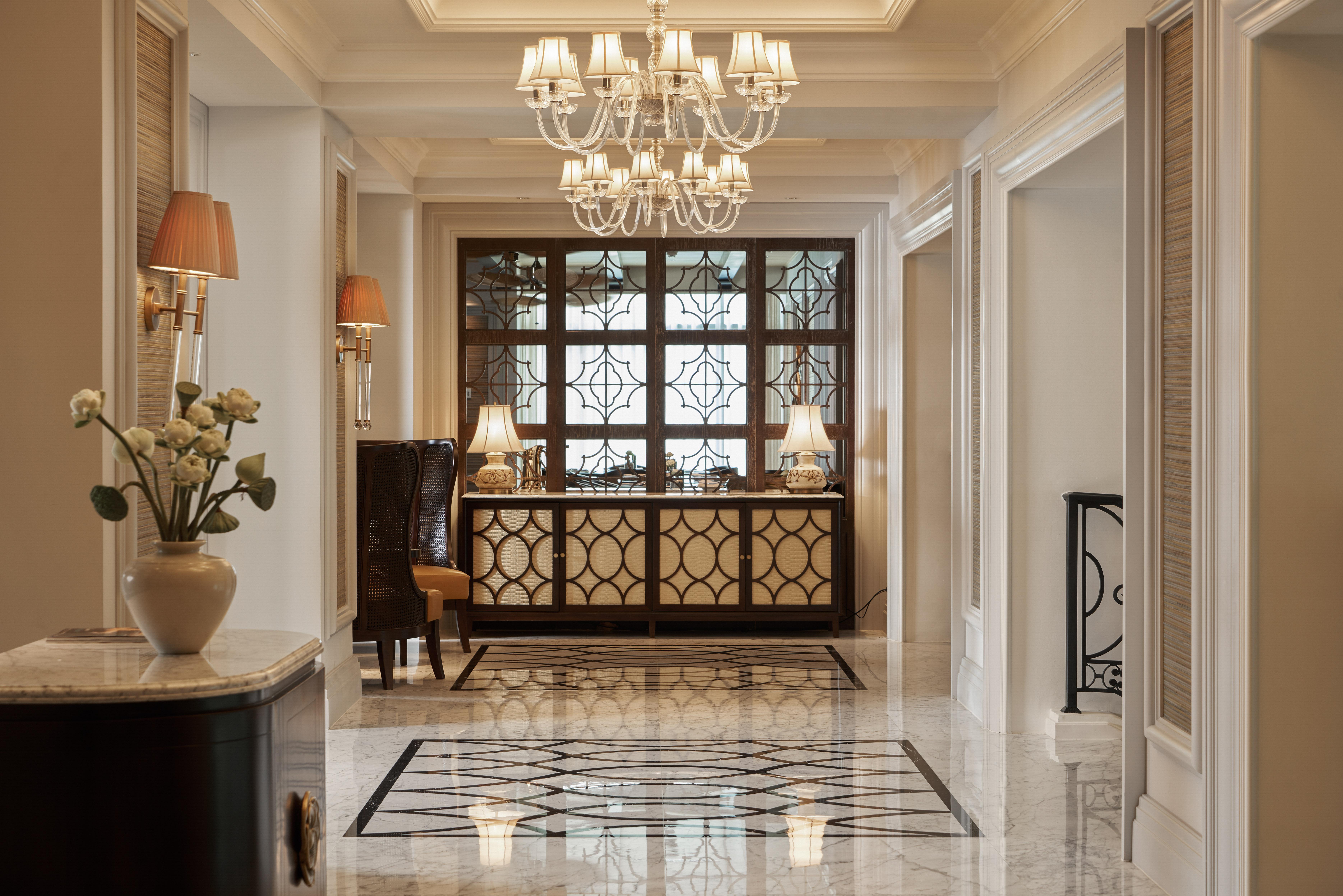 Mai House Saigon Hotel Thành Pho Ho Chí Minh Esterno foto The lobby of the Four Seasons Hotel