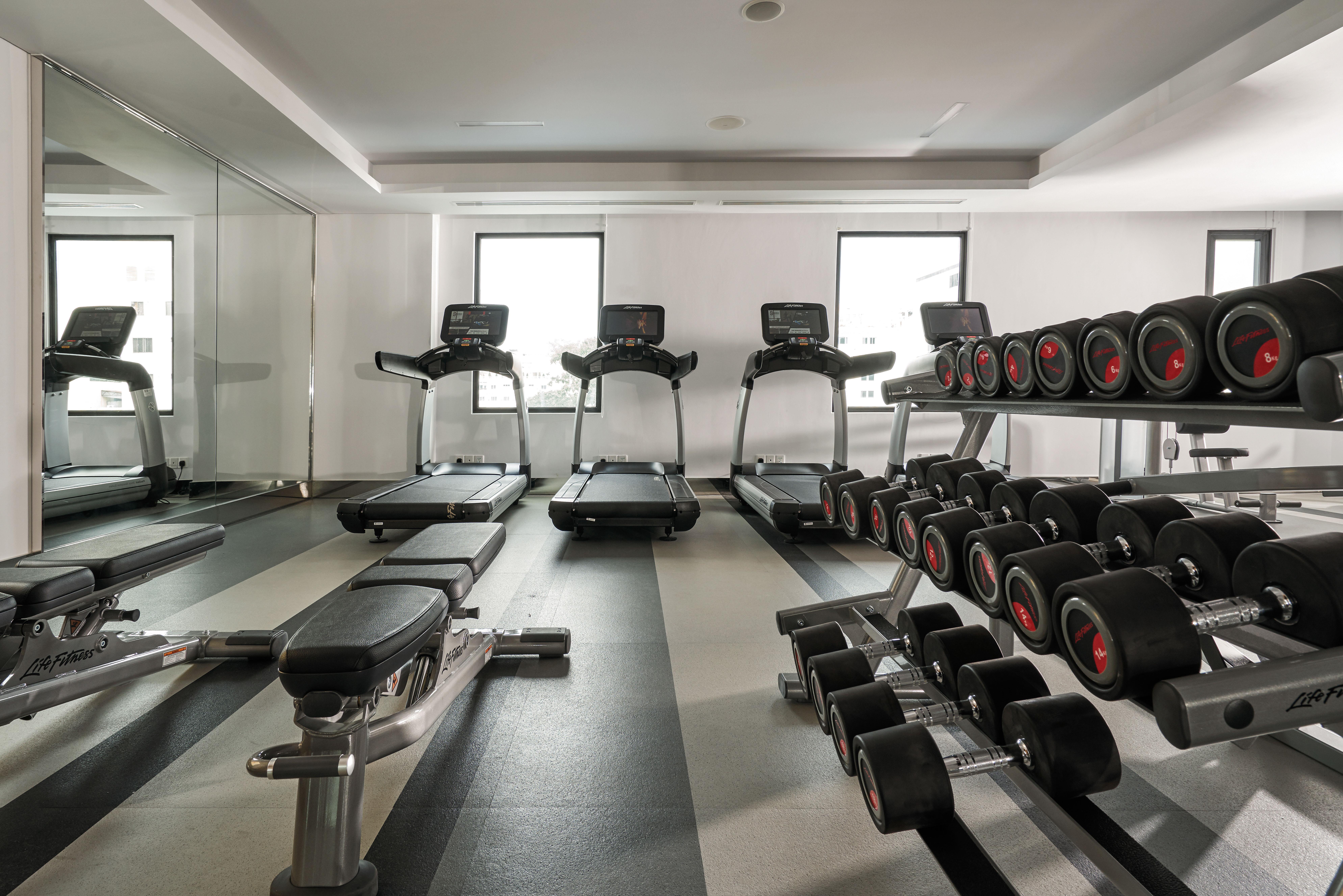 Mai House Saigon Hotel Thành Pho Ho Chí Minh Esterno foto The gym at the hotel