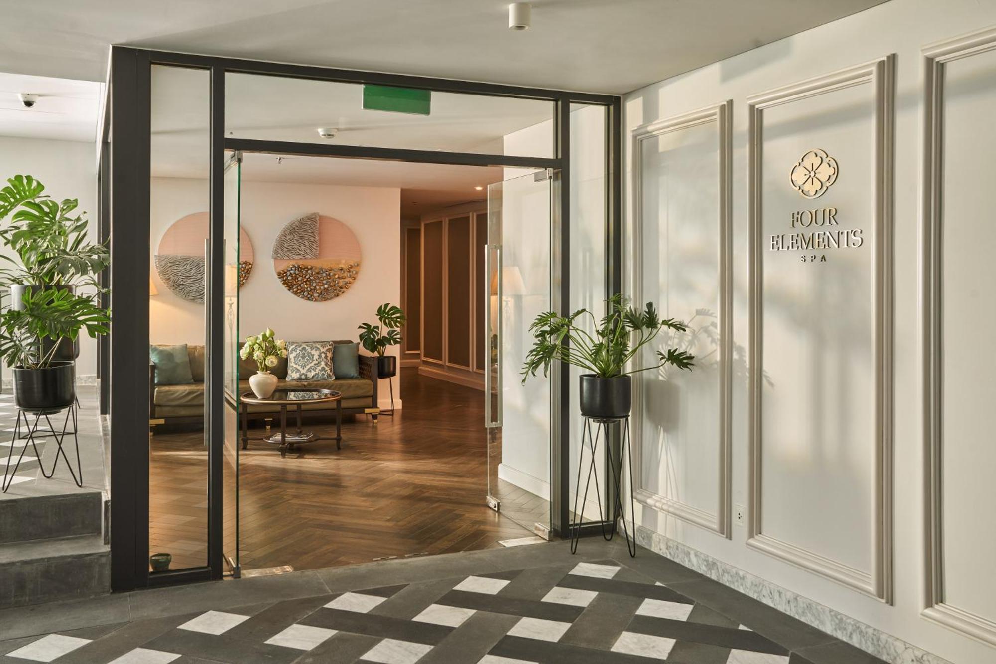 Mai House Saigon Hotel Thành Pho Ho Chí Minh Esterno foto Four Seasons Private Residences, London